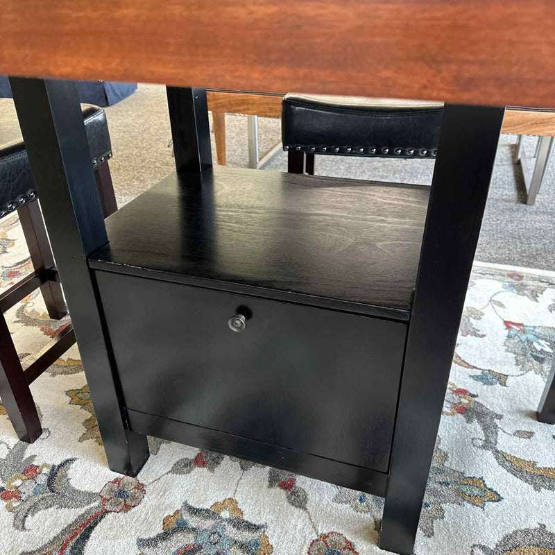 Pub Table / Chairs