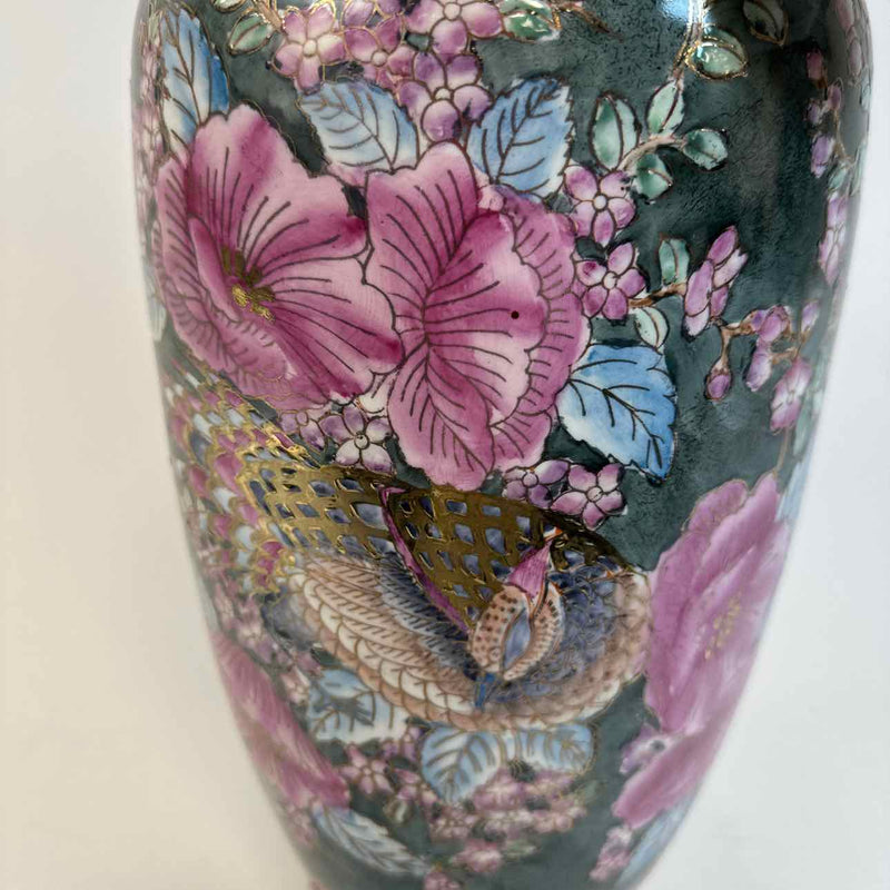 Vase/Urn