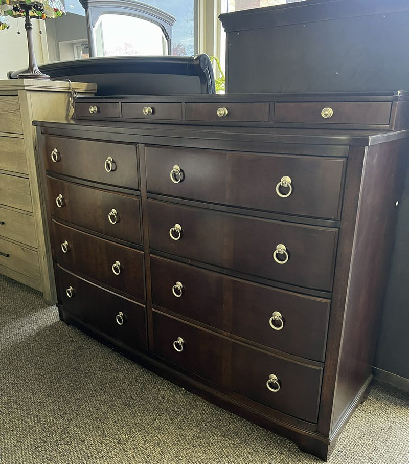 Bassett Dresser