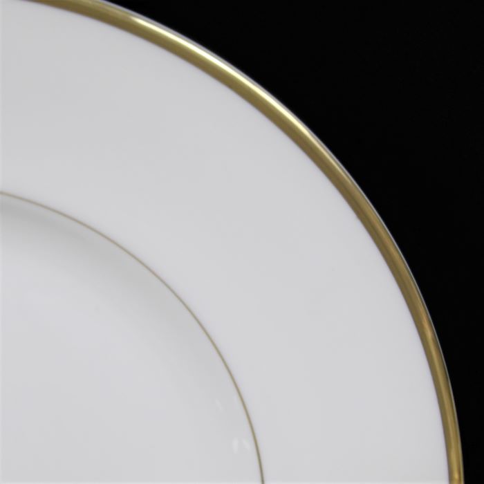 Royal Doulton China/Dinnerware